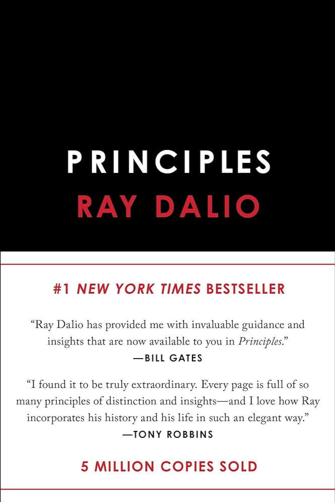 Book cover of 'Principles' by Ray Dalio